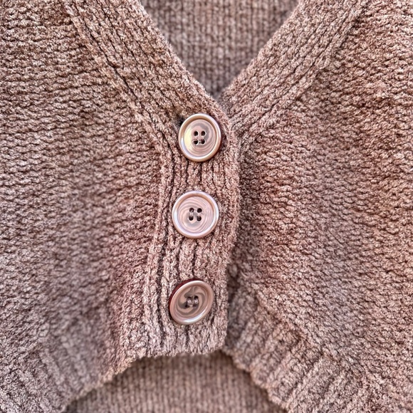 Urban outfitters brown cardigan, like new, worn once - Picture 3 of 5